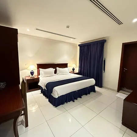 Onizah Hotel Unaizah Room photo